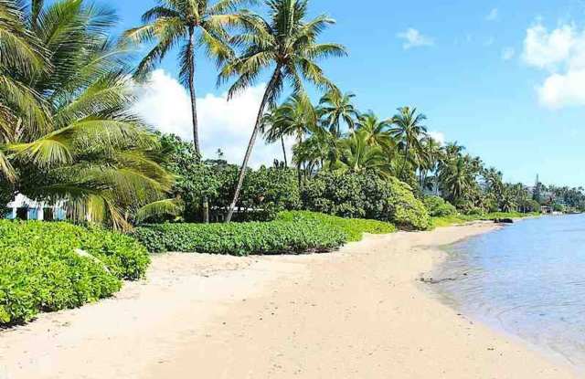 Photo of 5bd/3ba Private Island Retreat Home w/ A/C  Ocean Views. Hale Poola