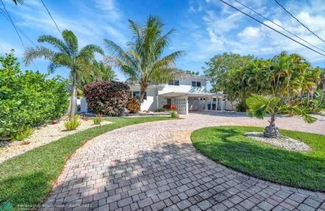 Photo of 1771 NE 35th Street