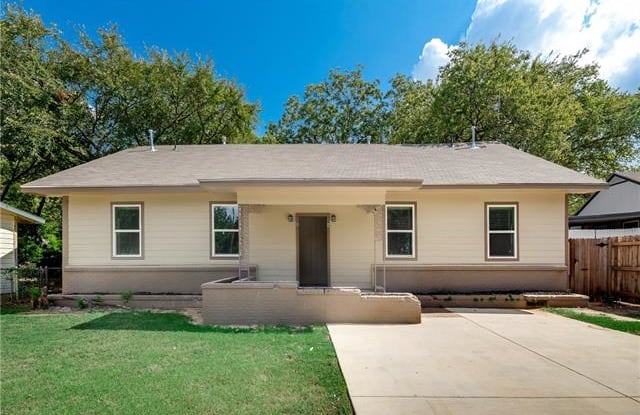 202 Burton Drive - 202 Burton Drive, Arlington, TX 76011