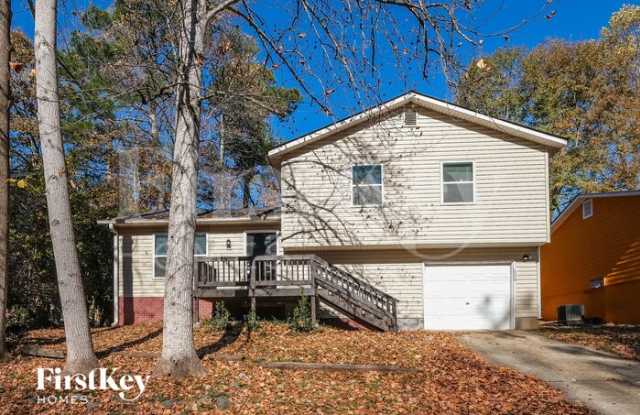 680 Springhollow Lane Southwest