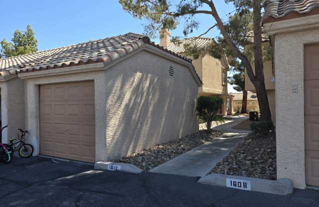 1612 North Torrey Pines Drive - 104#104