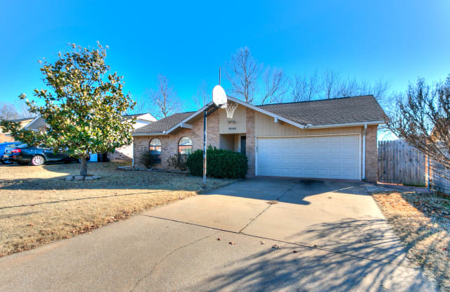 1048 Northwest 23rd Street - 1048 Northwest 23rd Street, Moore, OK 73160