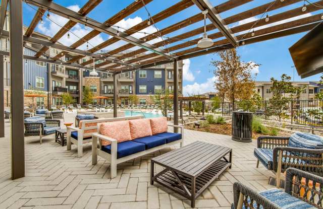 Westloop at the Diamond Interchange