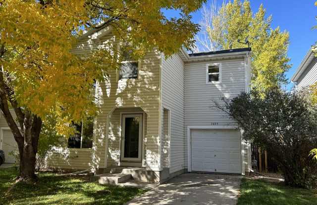 Photo of Spacious Fort Collins 4-Bedroom Home with Fenced Yard and Garage
