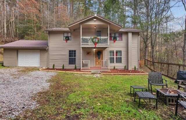 4204 Dellinger Hollow Road unit: 2