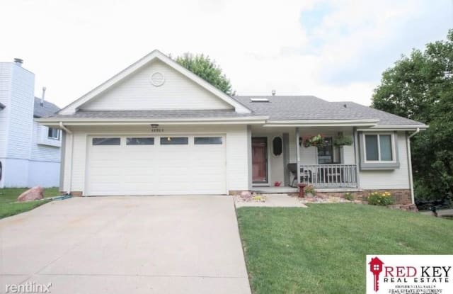 12902 Hartman Ave - 12902 Hartman Avenue, Omaha, NE 68164