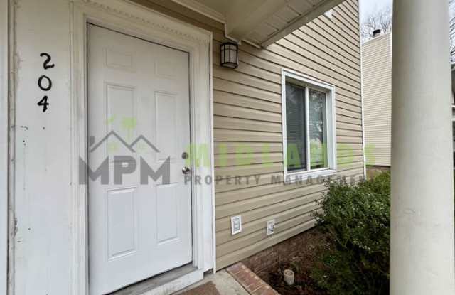 204 South Cromwell Street