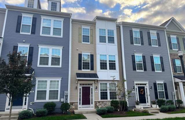 Photo of 304 SPRING BANK Way