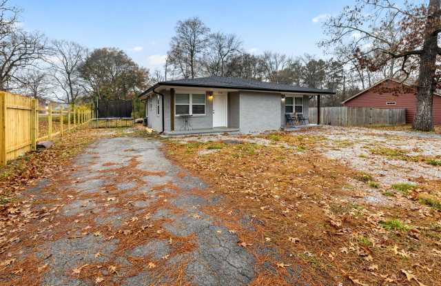 1581 Burns Avenue - B