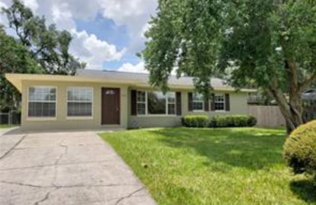 1203 Mizell Rd - 1203 Mizell Road, Leesburg, FL 34748