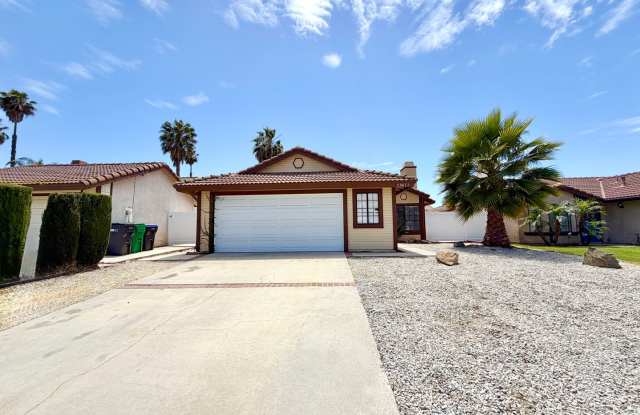 Murrieta Single Story 3 Bedroom 2 Bathroom home available for LEASE!
