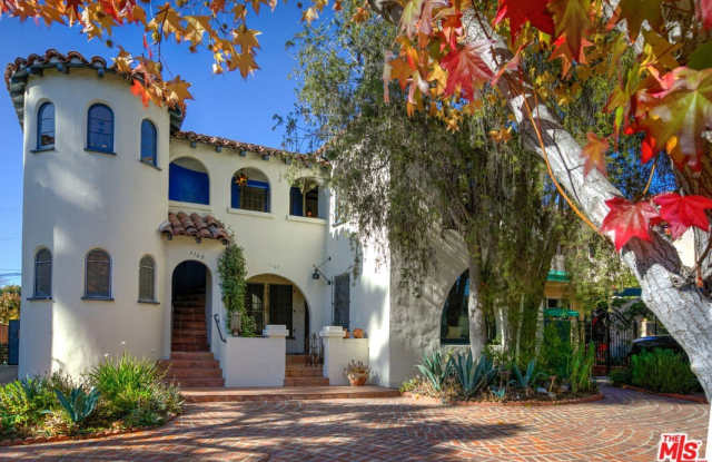 Photo of 1169 Hi Point