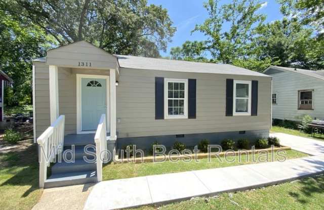 1311 Adams St