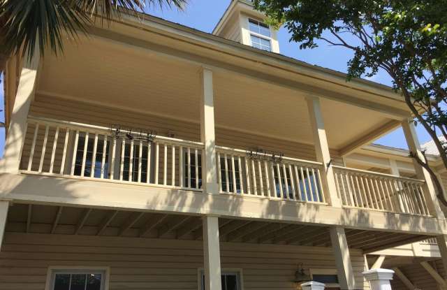 210 E Government St unit: C