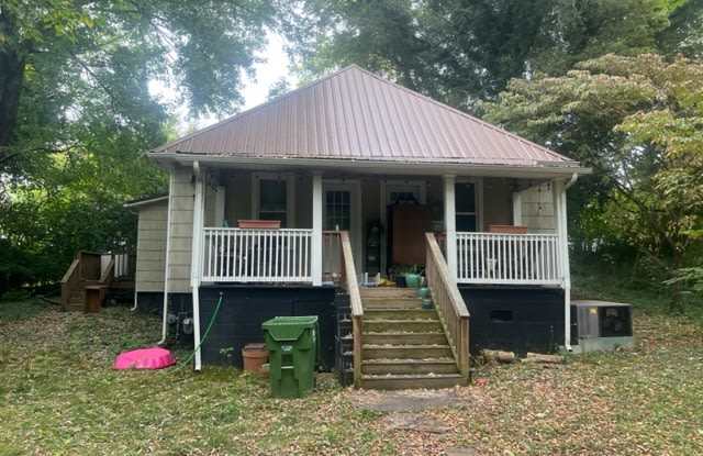 Photo of 1326 E Harper Ave