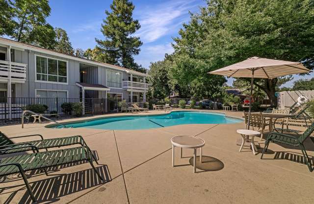Sierra Manor Apartments : Great Location and Exceptional Amenities