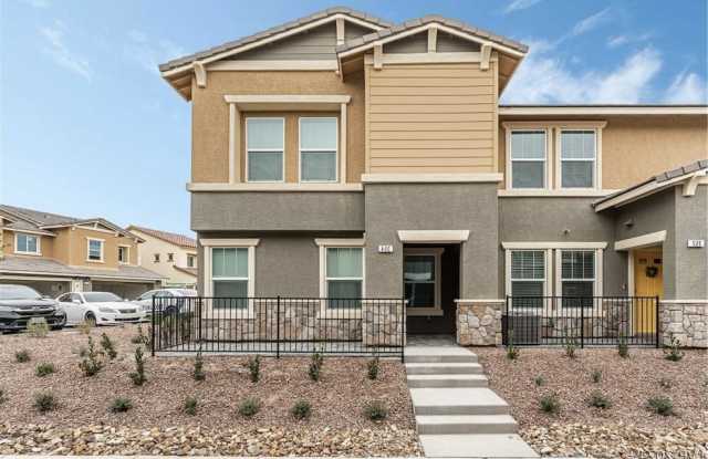1157 Meadow Sparrow Pl