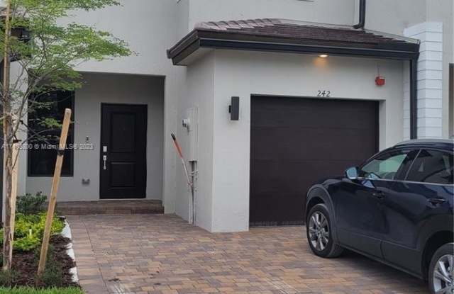 242 SW 159th Ct