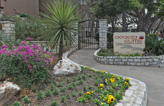 Photo of Acacia Cliffs