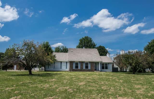 Dog Friendly Two Story with Fenced Yard!