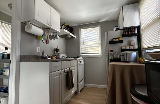 189 Candlewood Lake Rd