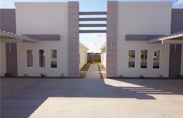 Photo of 2918 W Kenwood Street unit: 4