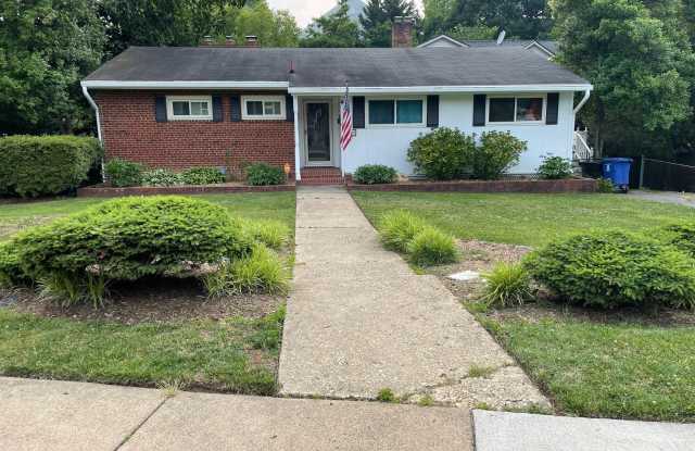 2400 JOHN MARSHALL DRIVE