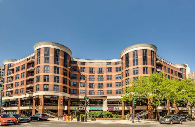 350 W Belden Avenue unit: 308