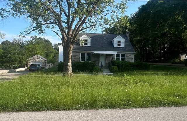 1329 DONALD AVENUE