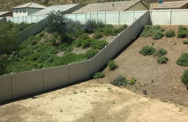 312 Pomegranate Street