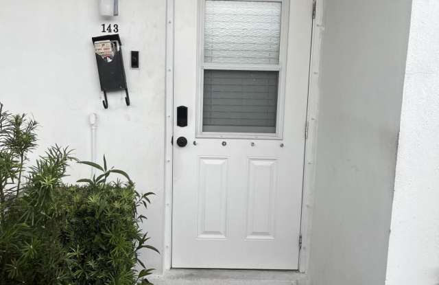 Photo of 143 West Court