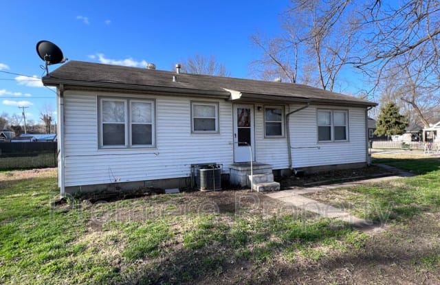 1203 S 38th St - 1203 South 38th Street, Kansas City, KS 66106