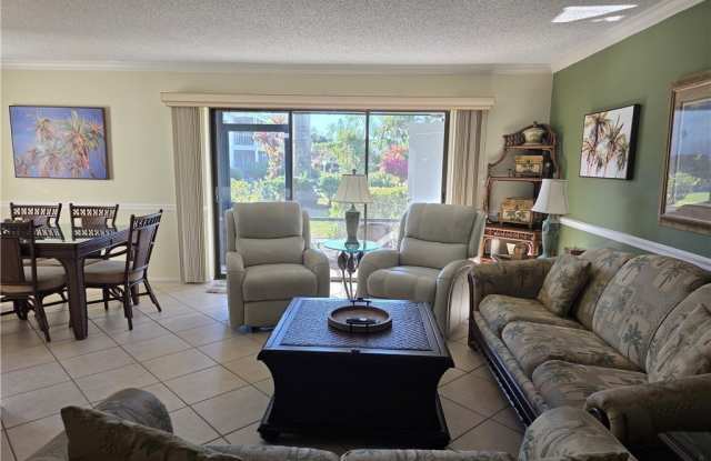 7105 Quail Run Court W