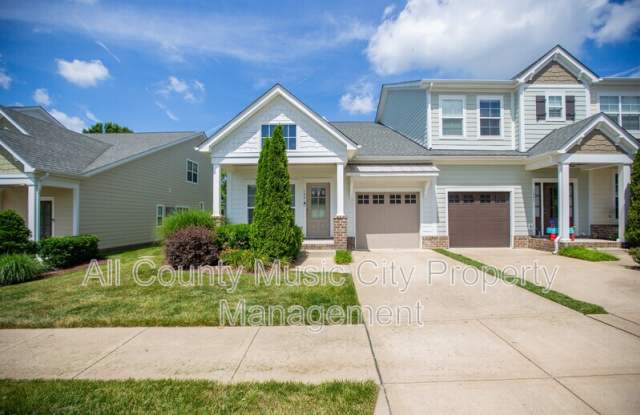 1041 Honey Bush Cir