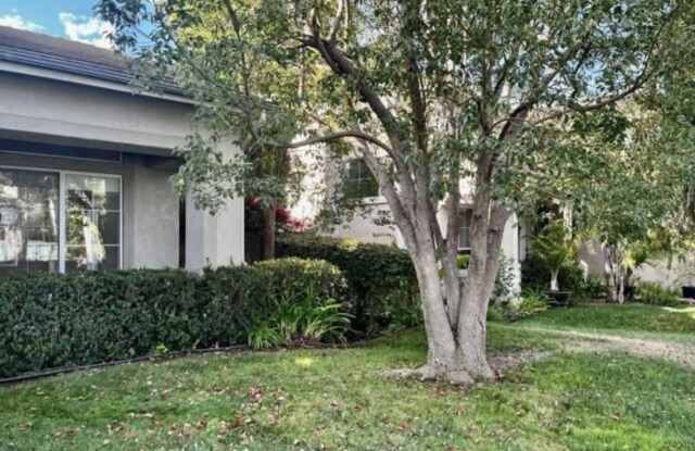 942 Camino Vera Cruz