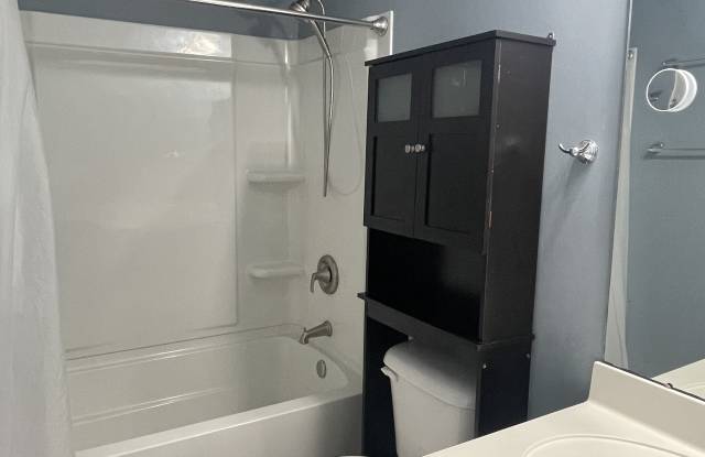 Photo of 143 Red Northern Oak Way