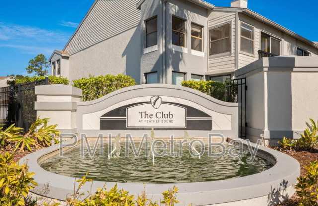 1945 Pelican Landing Blvd