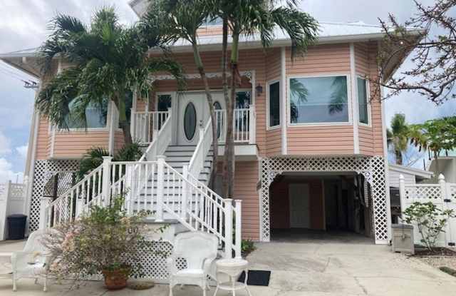 Family Friendly water front 3 Bedroom 3 bath Home with dock  lift -unfurnished-Available NOW