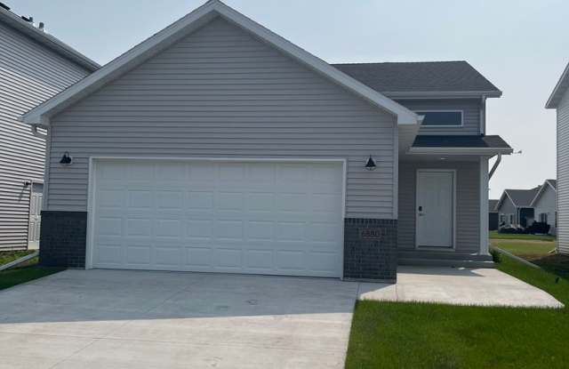 Photo of Fully Furnished Brand-New 3-Bedroom, 2.5-Bath