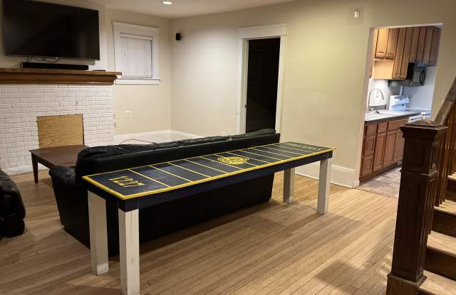 Photo of 1227 South State Street