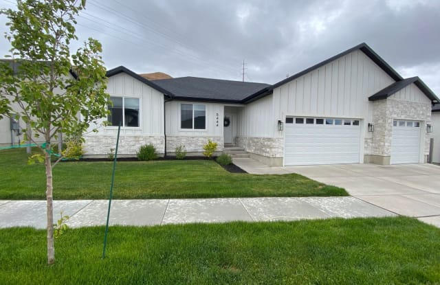 5444 N Meadow Lark Ln - 5444 North Meadow Lark Lane, Lehi, UT 84043