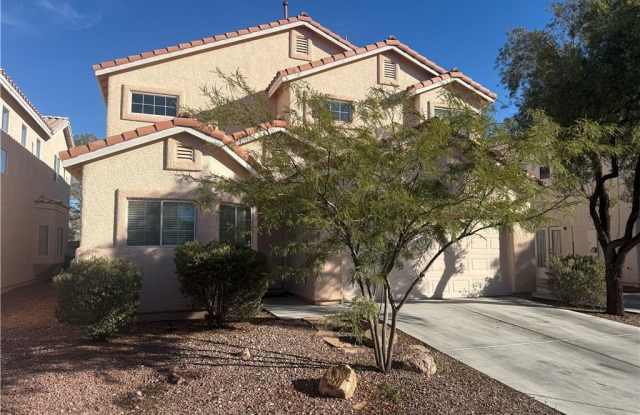 9288 Pineneedle Ridge Street