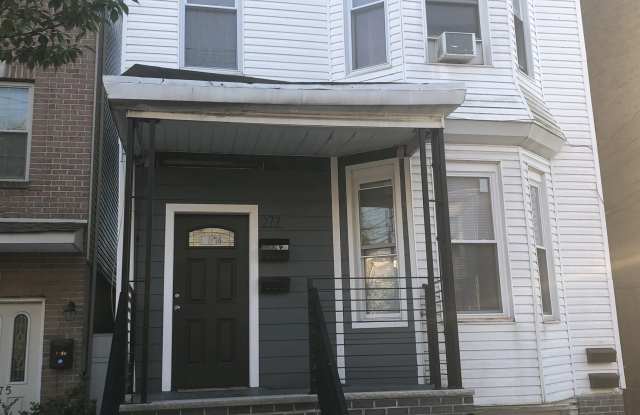 277 GRIFFITH ST