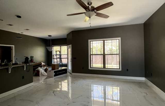 468 West College Boulevard