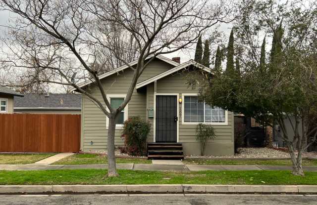 Recently Updated One Bedroom in the heart of old Roseville! - 107 Los Vegas Avenue, Roseville, CA 95678