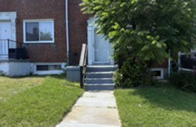 930 Masefield Road - 1