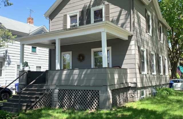 321 S Wheaton Avenue