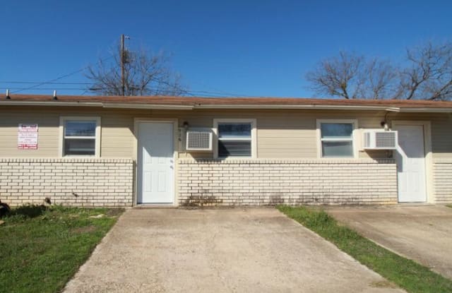 926 J R Court - 926 J R Ct, Copperas Cove, TX 76522