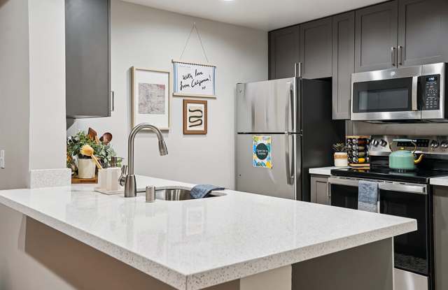Haven at Del Mar Station Apartments