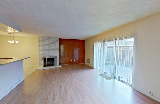 Lease listing - Pasadena Ave